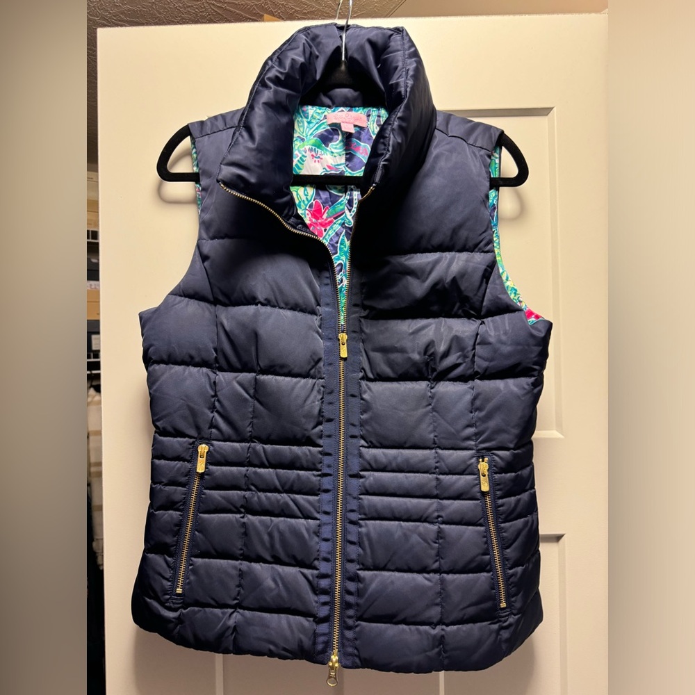 LILLY PULITZER NAVY SYD PUFFER VEST LARGE EUC
